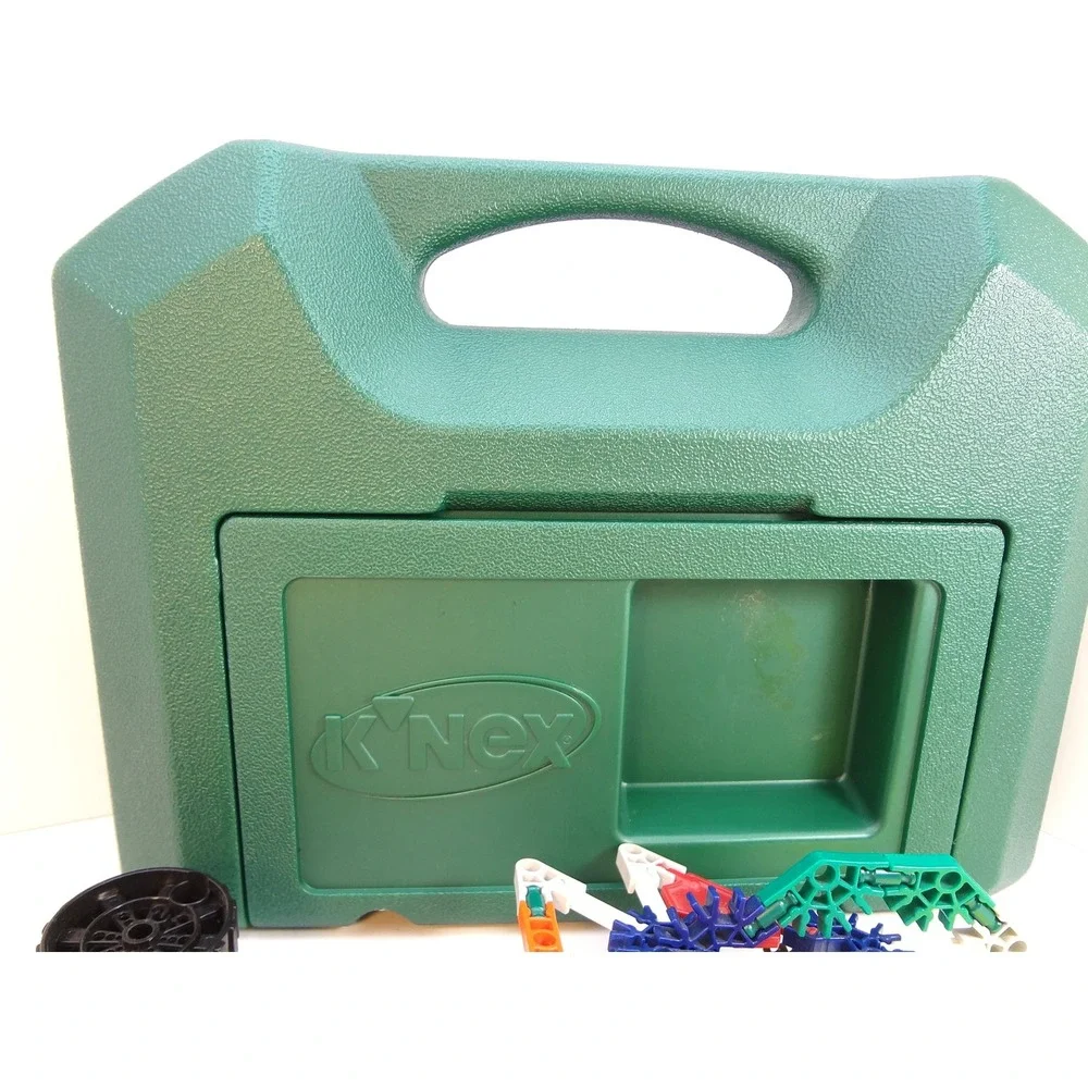 K'NEx Building Toy Set Construction Kit‎ Storage Case and Assorted Pieces